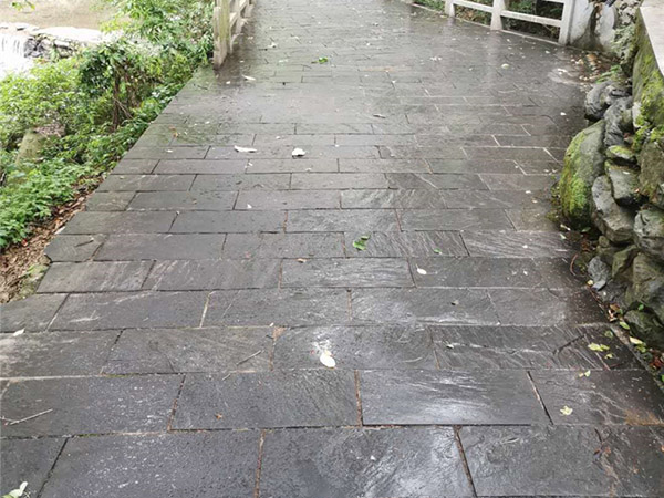 黑色板巖